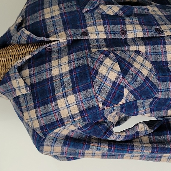 Vintage Pendleton Flannel Made in USA size M 100% Wool BinW - Picture 2 of 9